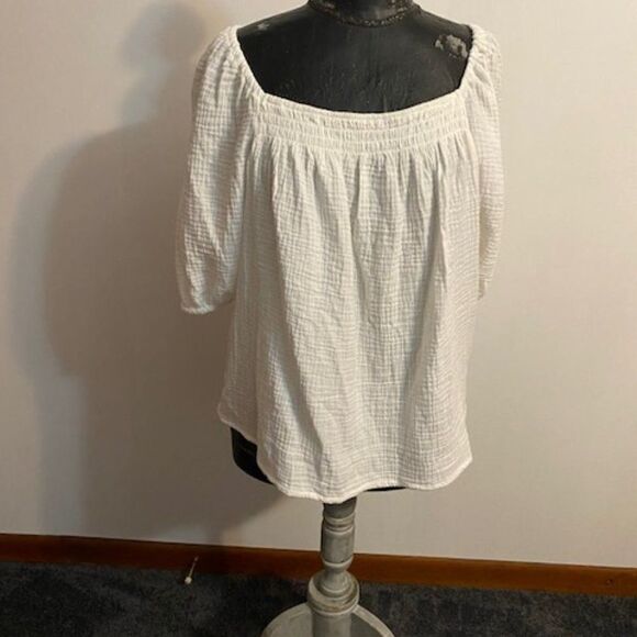Sanctuary White Zooey Puff sleeves top, size 2X - Picture 2 of 4